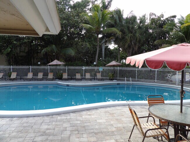 Building Photo - 201 Bonnie Blvd