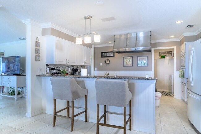 Building Photo - 1477 Park Beach Cir