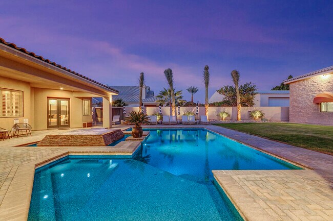 Building Photo - 41370 Sparkey Way