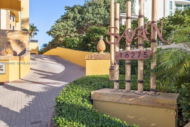 Building Photo - 16275 Collins Ave