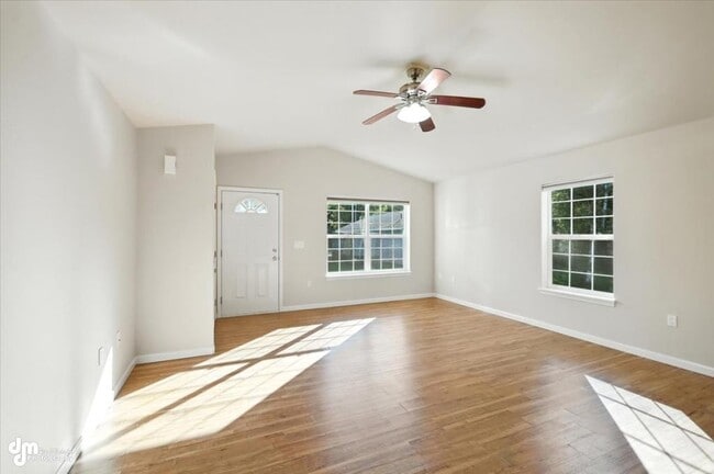 Building Photo - 4866 S Danielle St