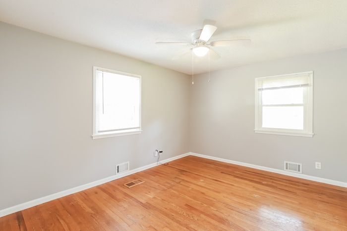 Building Photo - 6303 N Bellefontaine Ave