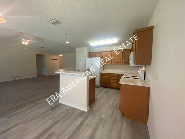 Building Photo - 6648 Longview St