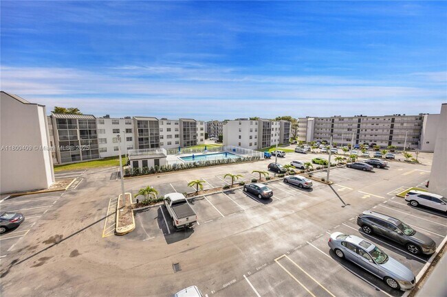 Building Photo - 14180 SW 84th St