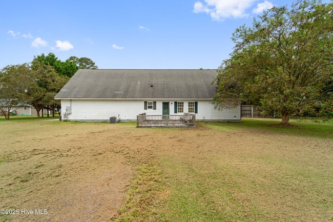 Building Photo - 139 Hewitt Rd