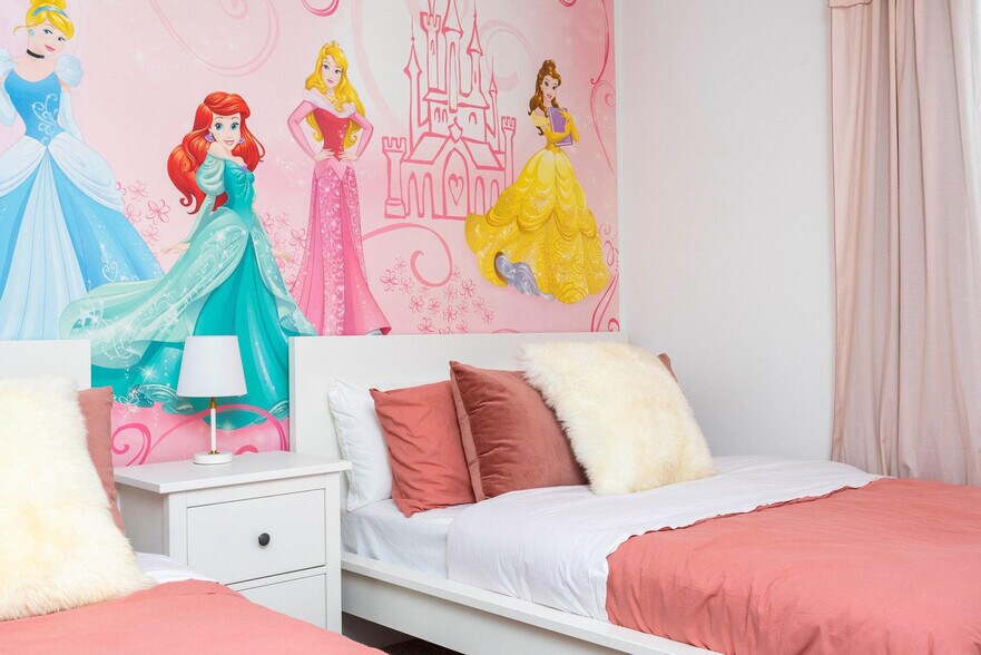 Building Photo - 4379 Scene Ln