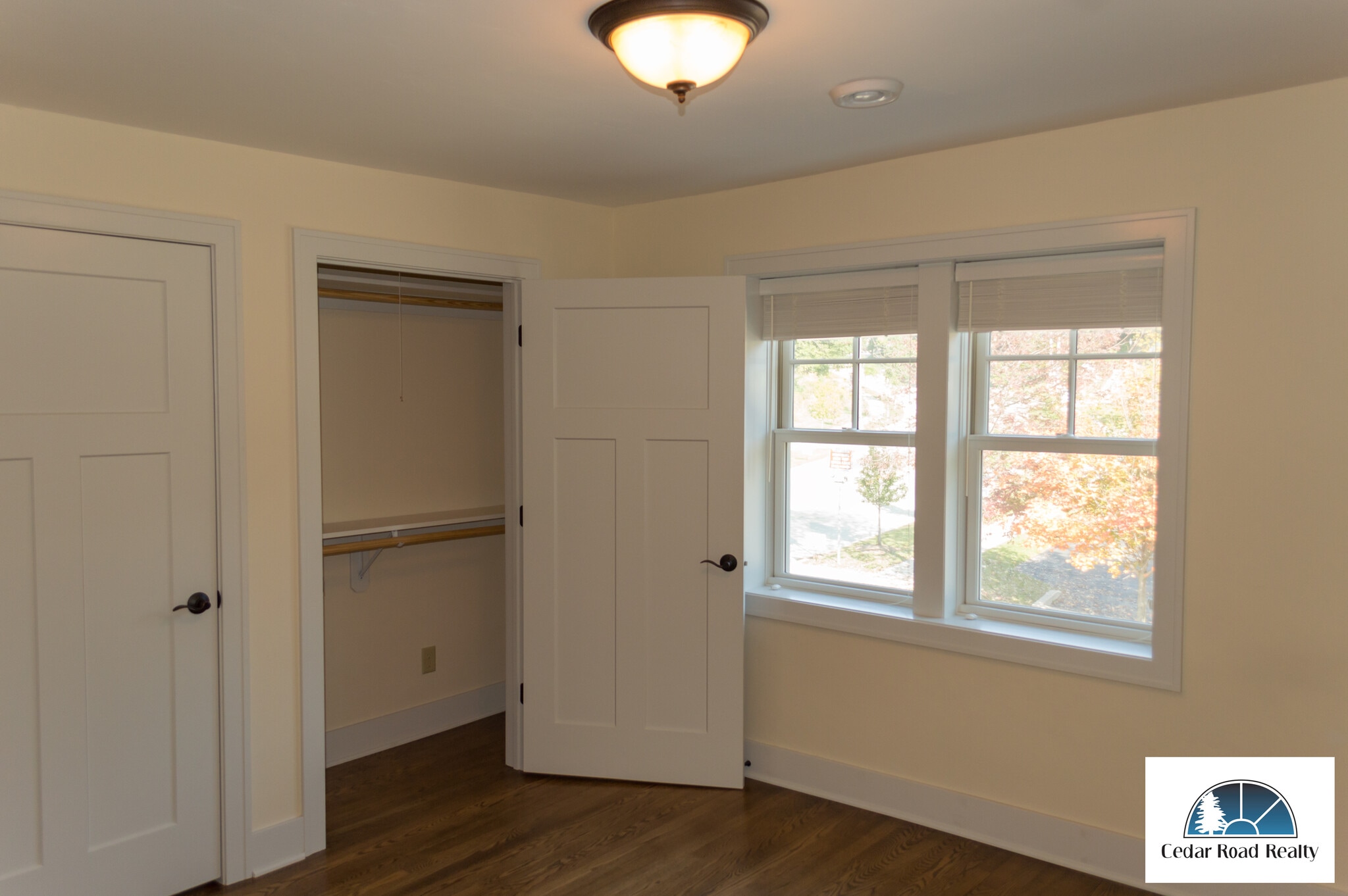 Building Photo - 209 E Jackson St