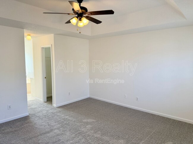 Building Photo - 5519 Lofwood Ln