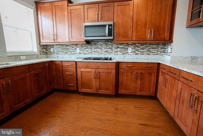 Building Photo - 815 Fair Winds Way