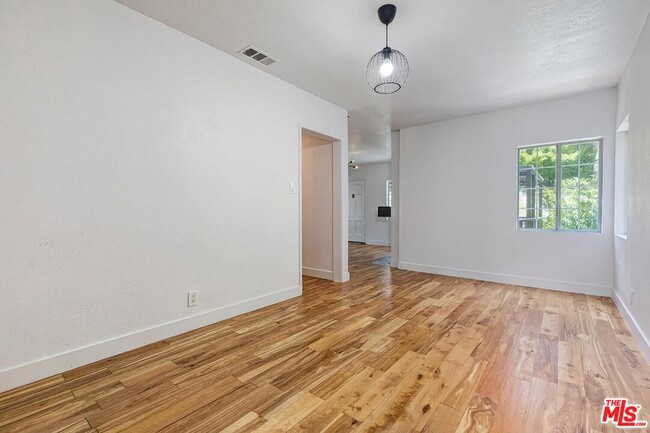 Building Photo - 1509 Pearl St