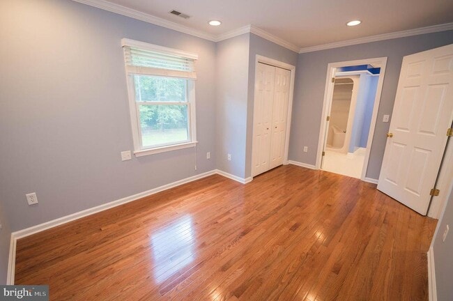 Building Photo - 5482 Royal Mile Blvd