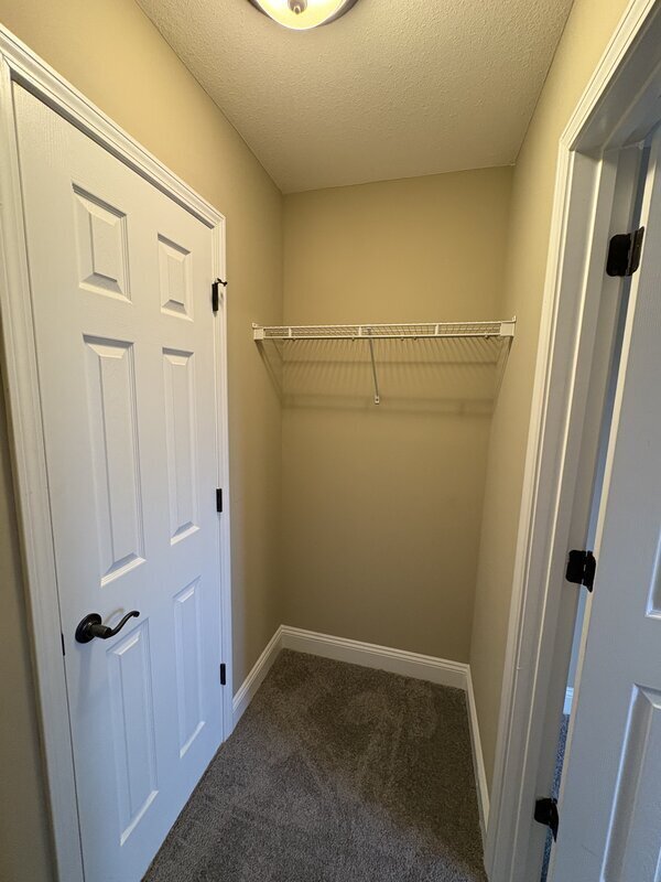 Building Photo - 113 Winning Ticket Dr