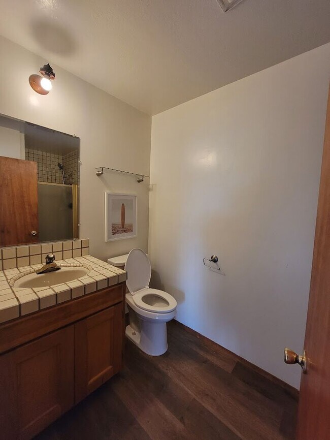 Building Photo - 249