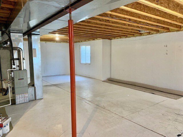 Building Photo - Ranch Style Home Located on Dead-End Street, Easy Access to I-25