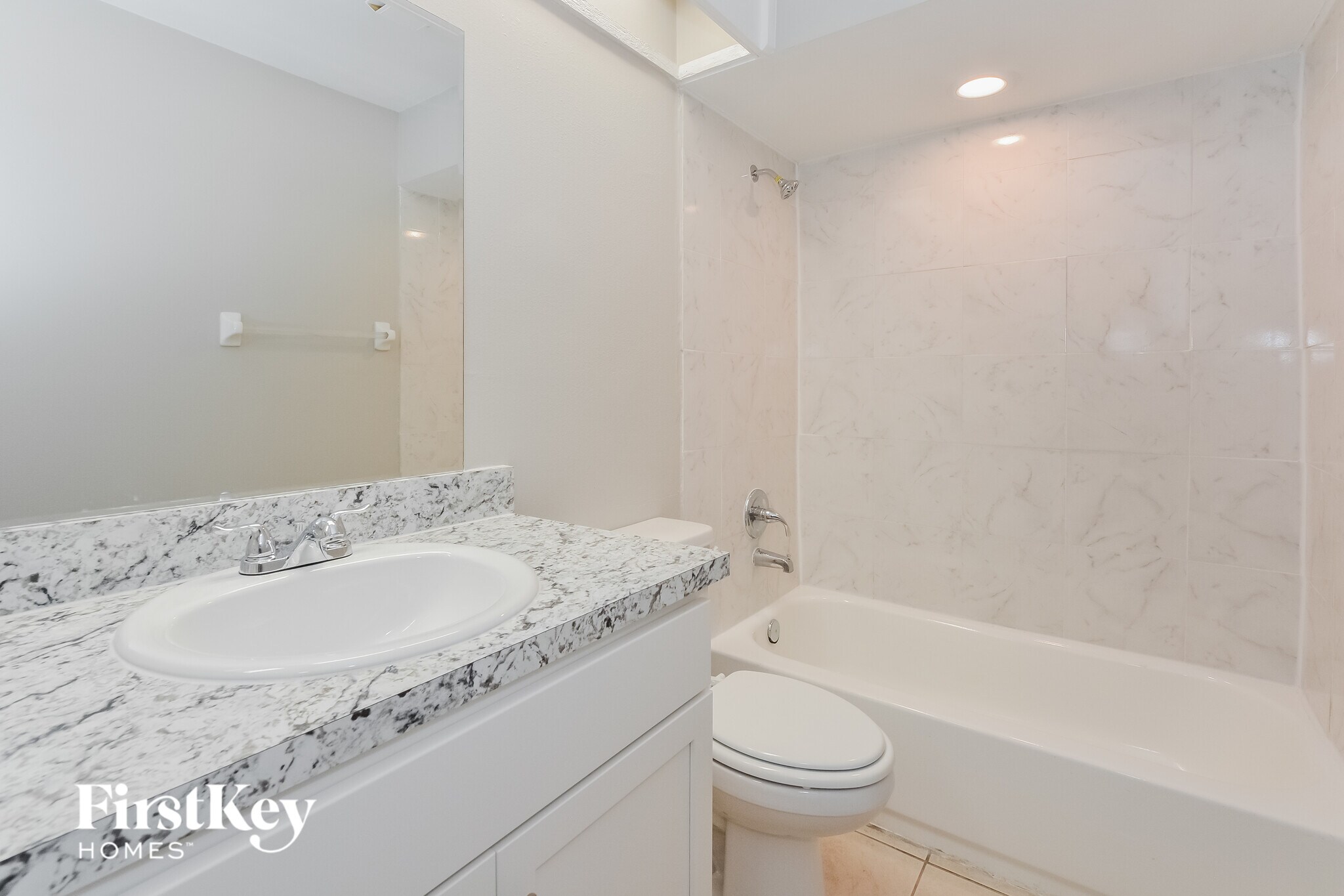 Building Photo - 2005 N Parkton Dr