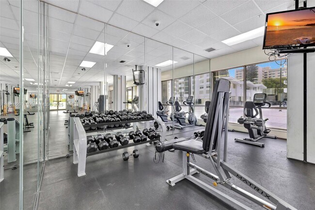 Building Photo - 2750 NE 183rd St