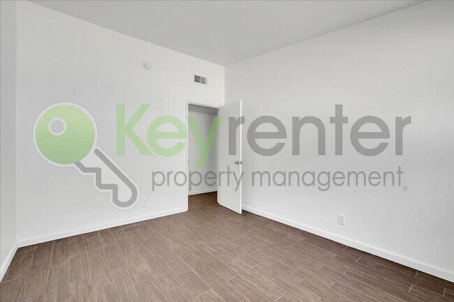 Building Photo - 8133 Molokai Way