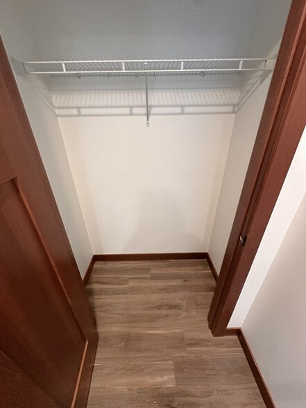 Building Photo - 1726 Aspen Ct