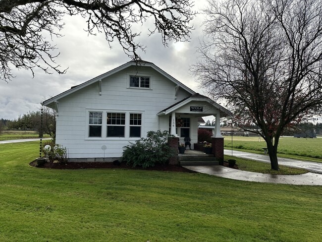 Building Photo - 154 Kirkland Rd