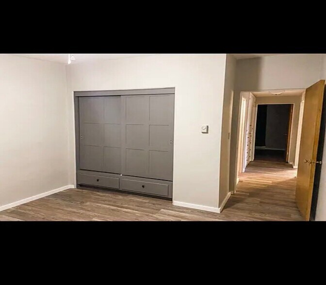Building Photo - 9721 E Maringo Dr