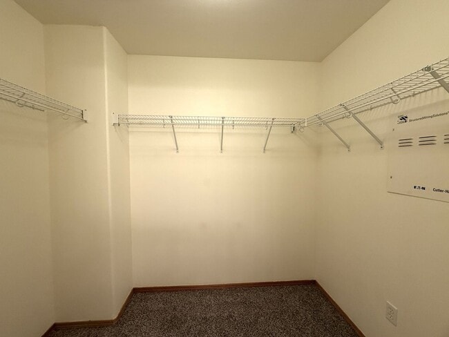 Building Photo - Newly Updated and Pet Friendly!