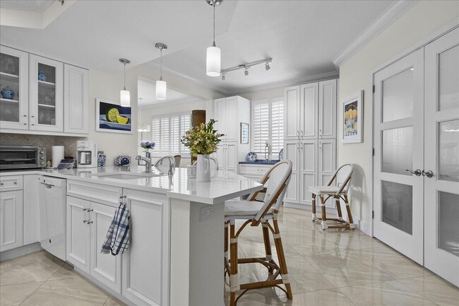 Building Photo - 3620 Gardens Pkwy