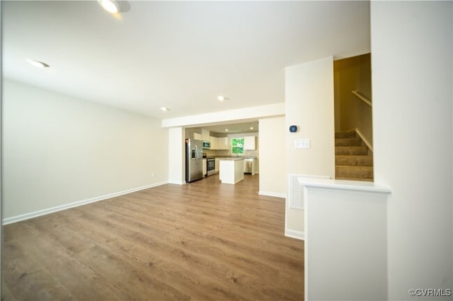 Building Photo - 1121 Canterbury Rdg Rd