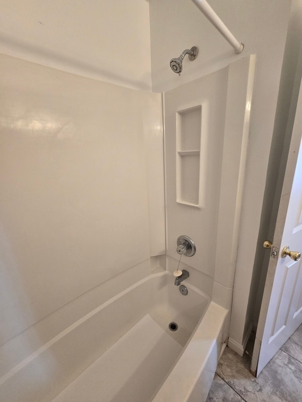 Building Photo - 503 W Grace St