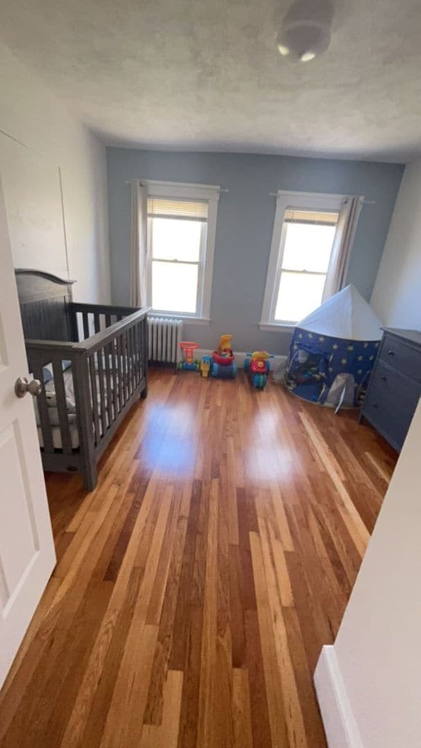 Building Photo - 729-731 Waverley St