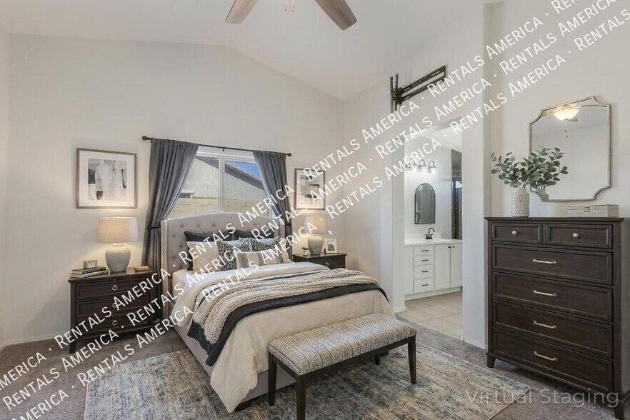 Building Photo - 1744 E Desert Breeze Pl