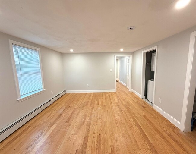 Building Photo - 44 Franklin St