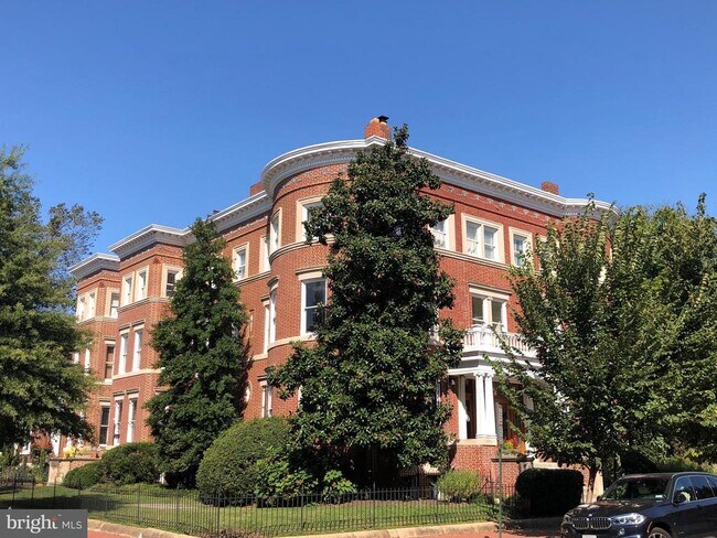 Building Photo - 1200 East Capitol St NE