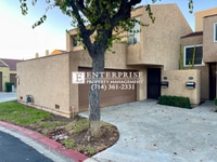 Building Photo - 3 BR Townhome in Yorba Linda Knolls | Upgraded & Move-In Ready