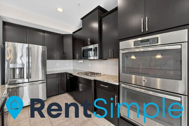 Building Photo - 7485 Brunson Cir