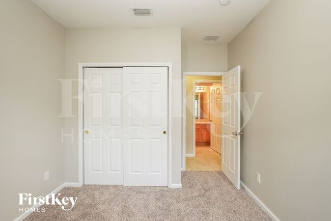 Building Photo - 13549 Hawk Lake Dr