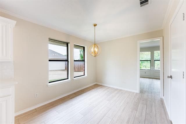 Building Photo - 1105 Bayshore Dr