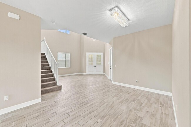 Building Photo - 5608 Macoon Wy