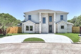Building Photo - 7026 Adcote Dr