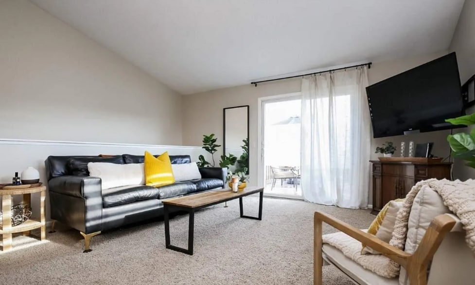 Building Photo - 3436 W 84th Pl