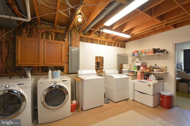 Building Photo - 7307 Fathom Ct