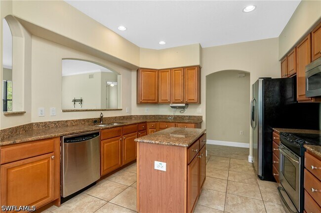 Building Photo - 1244 Carpazi Ct