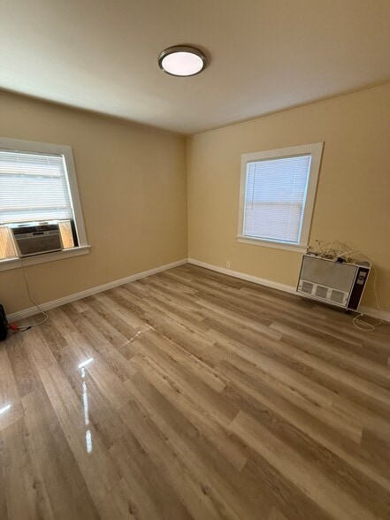 Building Photo - 1716 Orchard Ave