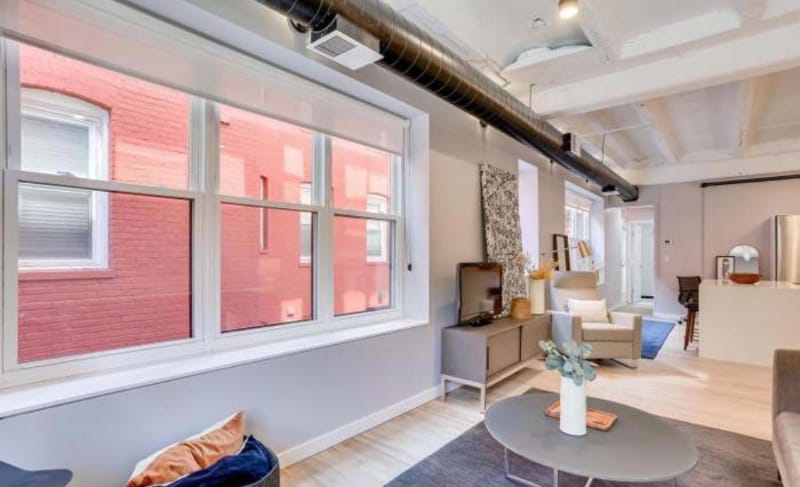 Building Photo - 2526 17th St NW