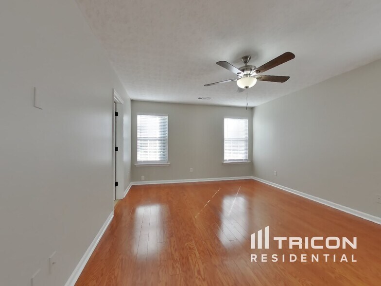 Building Photo - 1241 Matt Moore Ct