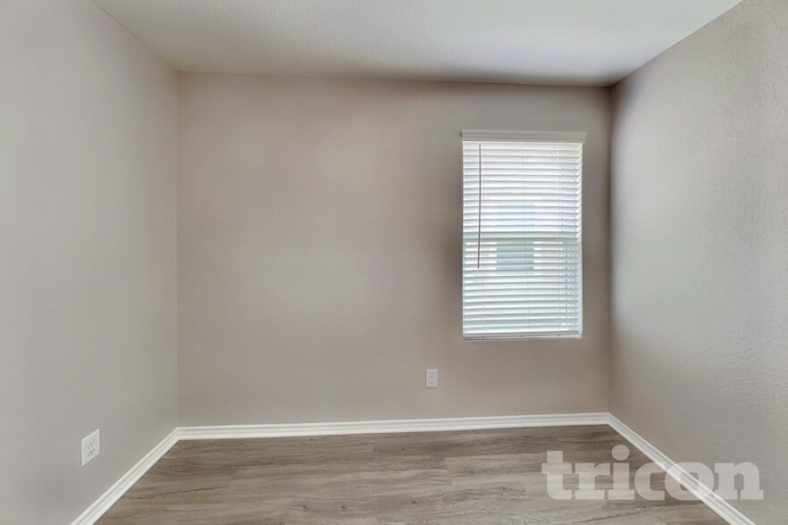 Building Photo - 9736 Marbach Brk