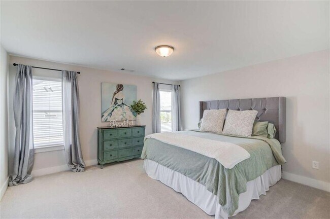 Building Photo - 60 Table Rock Ct