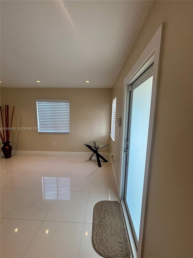 Building Photo - 13765 SW 160th Terrace