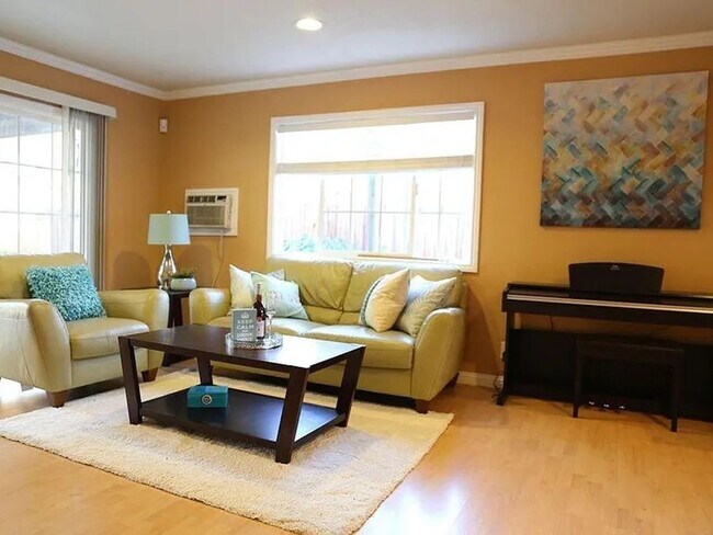 Primary Photo - Charming 3-Bed, 2-Bath Home in Santa Clara