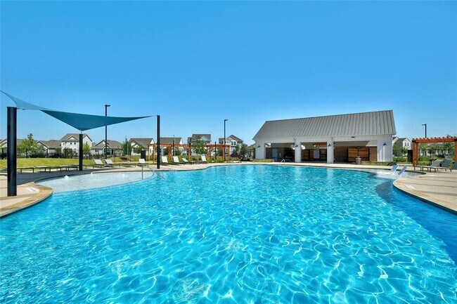 Building Photo - 159 Chesterfield Dr