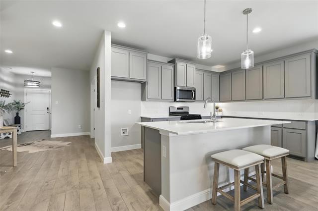 Building Photo - 1708 Lapetus Ct